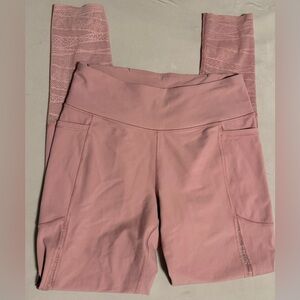 Victoria’s Sport total knockout leggings